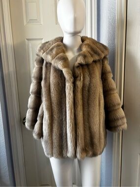 Vintage Regina Glenara by Glenoit Faux Fur Capelet Jacket Gray Taupe Made USA